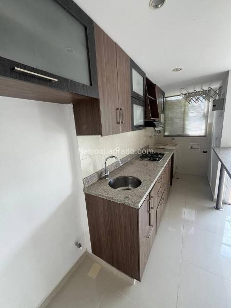 Acogedor Apartamento de 2 Alcobas en La Doctora - 3