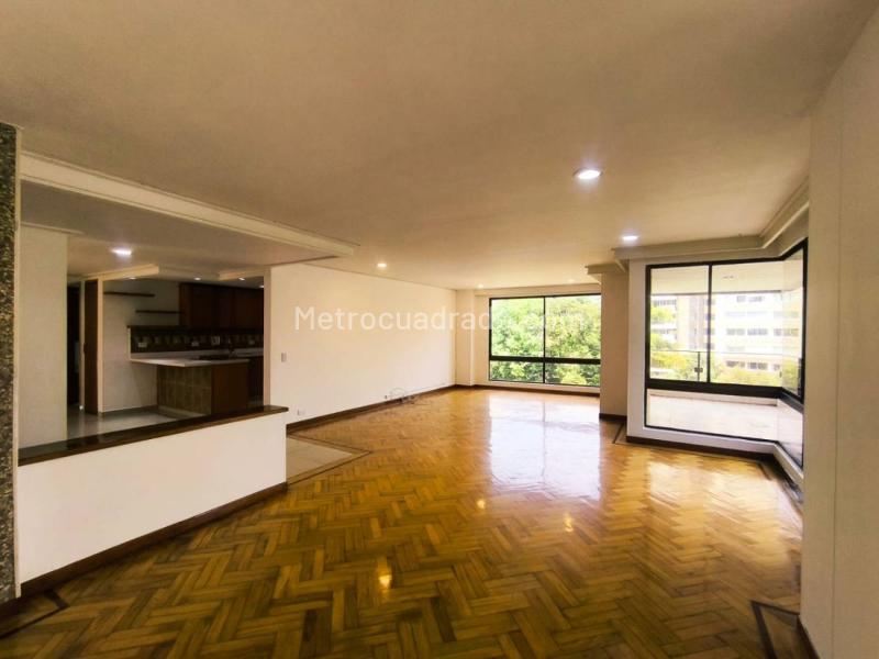 Apartamento Exclusivo de 3 Alcobas en El Poblado - 3