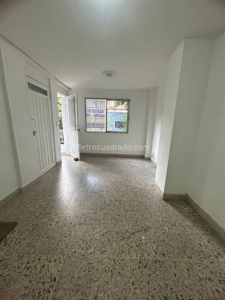 Apartamento de 2 Alcobas en Belén Parque - 6