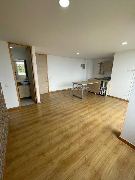 Apartamento moderno de 2 alcobas en arriendo en El Esmeraldal - 2