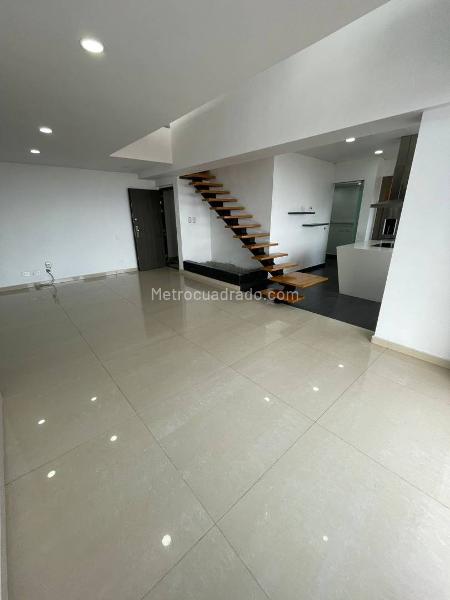 Apartamento en Arriendo, La Cuenca, Envigado - Więcej