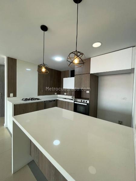 Apartamento en Arriendo, Loma De Las Brujas, Envigado - Widok 2