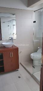 Casa de 5 alcobas en arriendo en La Inferior, Medellín, 407 m² · foto 11 de 16