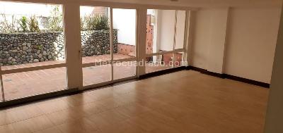Casa de 5 alcobas en arriendo en La Inferior, Medellín, 407 m² · foto 3 de 16
