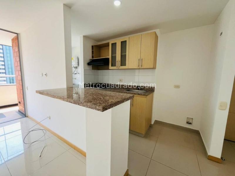 Apartamento Cómodo de 3 Alcobas en La Loma del Indio