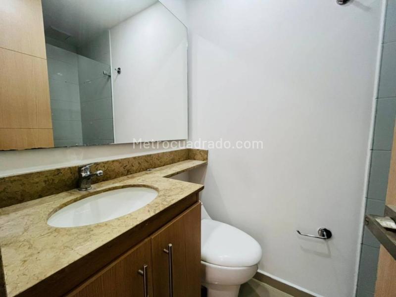 Apartamento Cómodo de 3 Alcobas en La Loma del Indio - 9