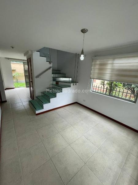 2BR House in Las Antillas (120 m²)