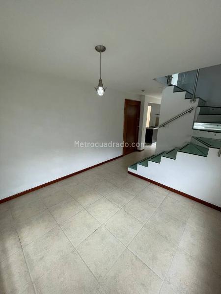 2BR House in Las Antillas (120 m²) - 2