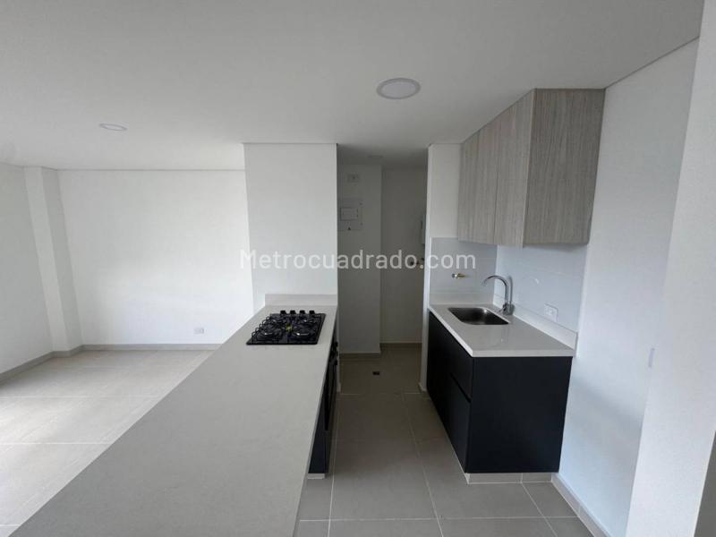 Apartamento en arriendo con 3 habitaciones en La Aldea, La Estrella - 7