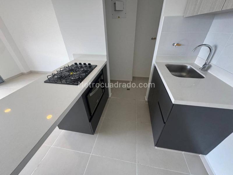 Apartamento en arriendo con 3 habitaciones en La Aldea, La Estrella - 9