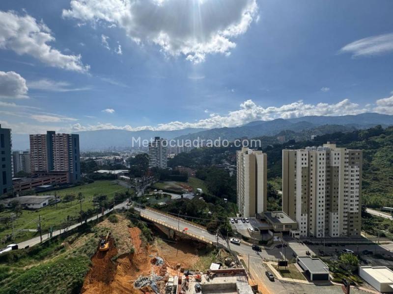 Apartamento en arriendo con 3 habitaciones en La Aldea, La Estrella - 3