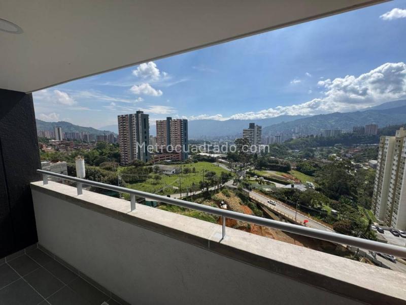 Apartamento en arriendo con 3 habitaciones en La Aldea, La Estrella