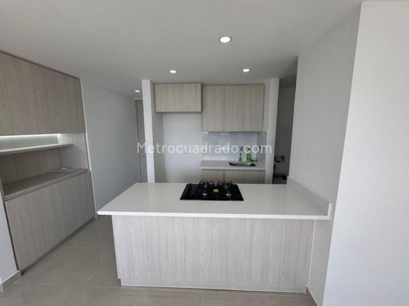 Apartamento en arriendo con 3 habitaciones en La Aldea, La Estrella - 4