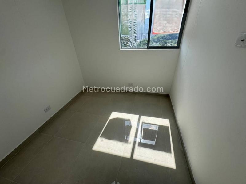 Apartamento en arriendo con 3 habitaciones en La Aldea, La Estrella - 9