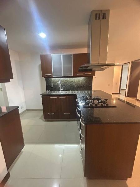 Apartamento moderno en arriendo con 2 alcobas en Cumbres - 6
