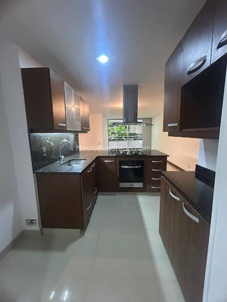 Apartamento moderno en arriendo con 2 alcobas en Cumbres - 8
