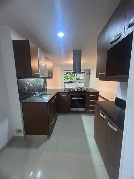Apartamento moderno en arriendo con 2 alcobas en Cumbres - 9
