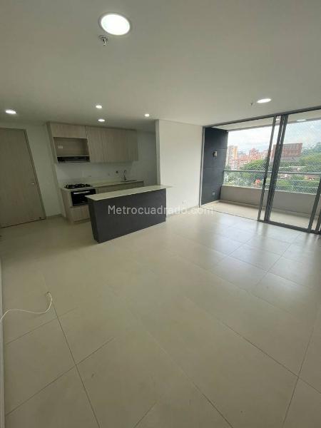 3BR Apartment in Loma Del Escobero (74 m²)