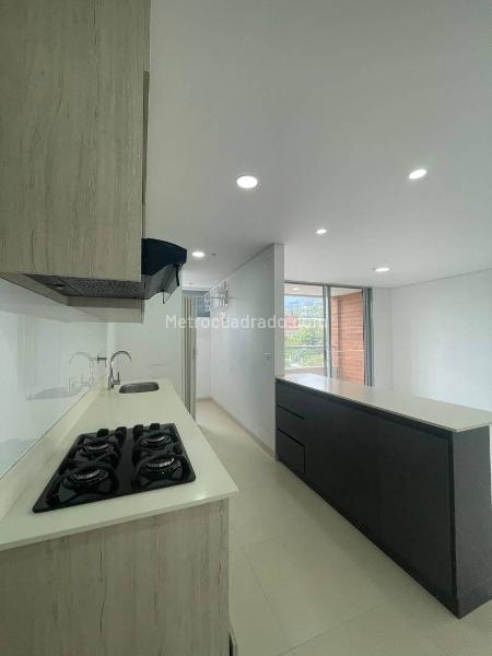 3BR Apartment in Loma Del Escobero (74 m²) - 5