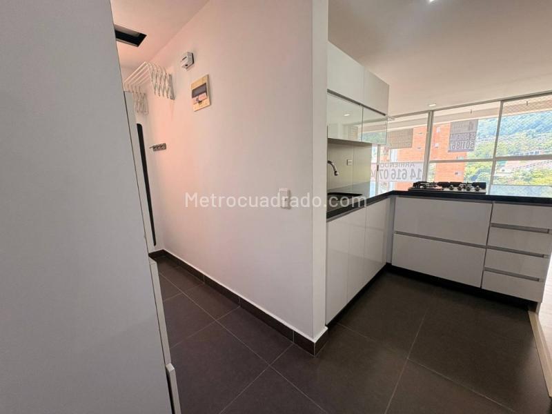 Modern 2BR Apartment for Rent in El Esmeraldal (Envigado) - 4