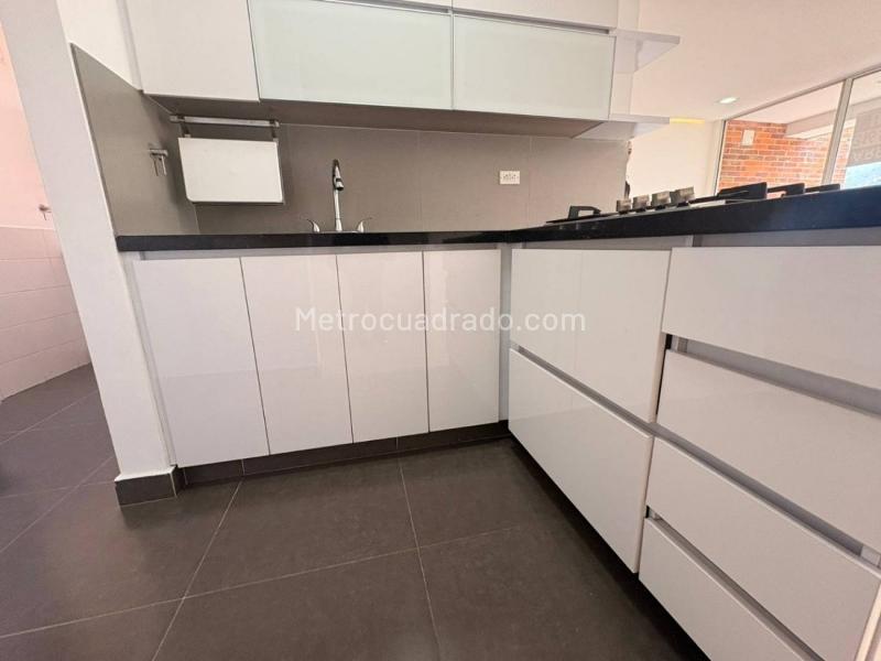 Modern 2BR Apartment for Rent in El Esmeraldal (Envigado) - 5