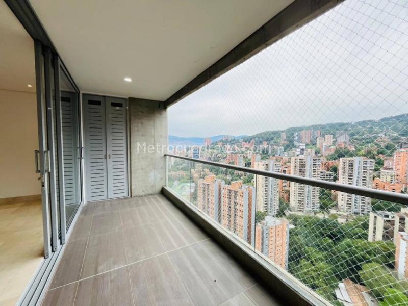 3BR Apartment in Provenza (180 m²)