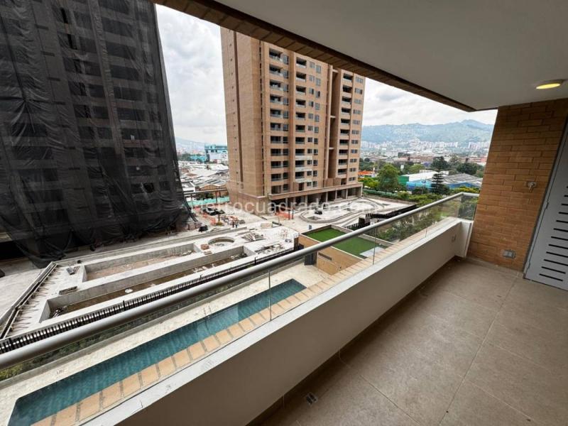 Apartamento en Arriendo, Ciudad Del Rio, Medellín - Mehr