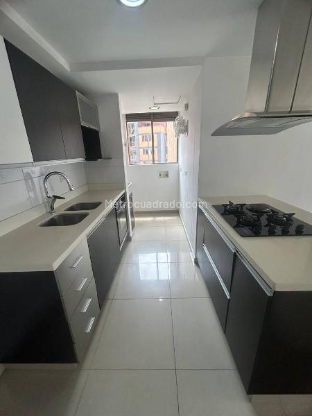 Piso – Envigado, La Paz, Valle de Aburrá - Vista 2