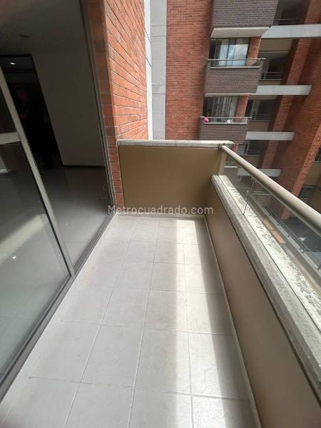 Piso – Envigado, La Paz, Valle de Aburrá - Más