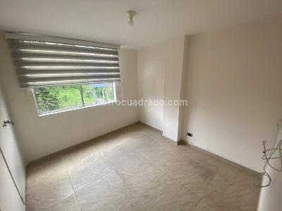 Apartamento de 3 alcobas en arriendo en Loma Del Indio, Medellín, 60 m² · foto 12 de 16