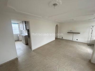 Apartamento de 3 alcobas en arriendo en Loma Del Indio, Medellín, 60 m² · foto 3 de 16