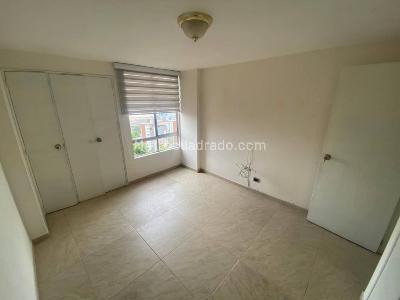 Apartamento de 3 alcobas en arriendo en Loma Del Indio, Medellín, 60 m² · foto 5 de 16