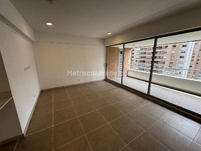 Apartamento de 3 alcobas en venta en El Poblado, Medellín, 138 m² · foto 5 de 20