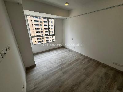 Apartamento de 3 alcobas en venta en El Poblado, Medellín, 100 m² · foto 16 de 20