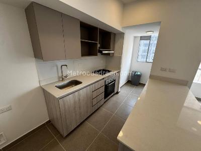 Apartamento de 3 alcobas en venta en El Poblado, Medellín, 100 m² · foto 2 de 20