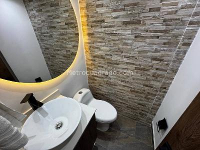 Apartamento de 3 alcobas en arriendo en El Poblado, Medellín, 145 m² · foto 15 de 20
