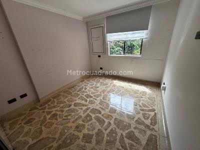 Apartamento de 3 alcobas en arriendo en El Poblado, Medellín, 145 m² · foto 17 de 20