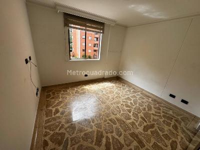 Apartamento de 3 alcobas en arriendo en El Poblado, Medellín, 145 m² · foto 19 de 20