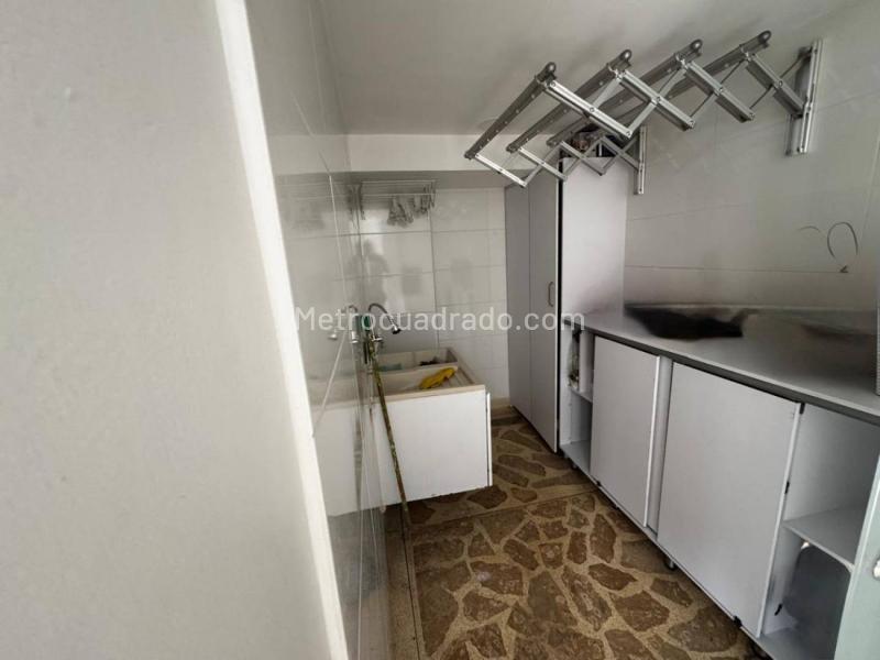Apartamento en Arriendo, Poblado, Medellín – pohled 4