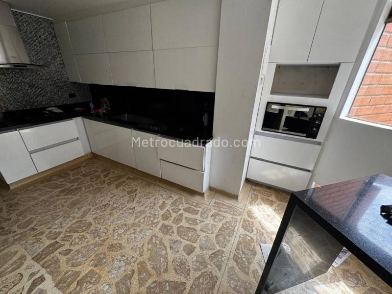 Apartamento en Arriendo, Poblado, Medellín – pohled 5