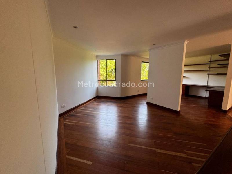 3BR Apartment in Poblado (145 m²)