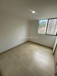 Apartamento de 2 alcobas en arriendo en Camino Verde, Envigado, 70 m² · foto 10 de 14