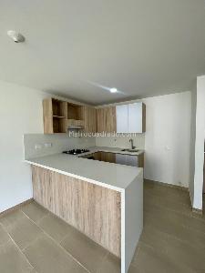 Apartamento de 2 alcobas en arriendo en Camino Verde, Envigado, 70 m² · foto 2 de 14