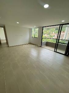 Apartamento de 2 alcobas en arriendo en Camino Verde, Envigado, 70 m² · foto 5 de 14