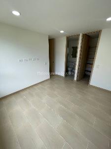 Apartamento de 2 alcobas en arriendo en Camino Verde, Envigado, 70 m² · foto 6 de 14