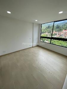 Apartamento de 2 alcobas en arriendo en Camino Verde, Envigado, 70 m² · foto 9 de 14