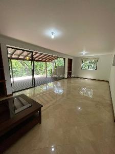 Casa de 4 alcobas en arriendo en La Inferior, Medellín, 260 m² · foto 7 de 20