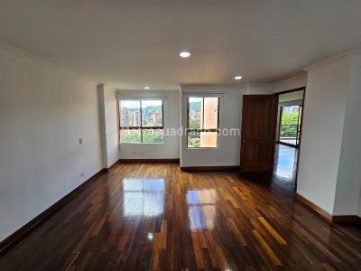 Apartamento en arriendo en El Tesoro, Medellín · foto 6 de 11