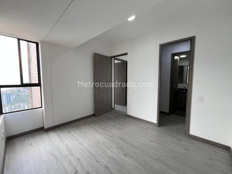 2BR Apartment in Las Palmas (75 m²) - 4