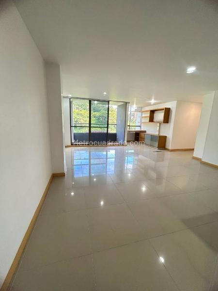 Apartamento en Arriendo, Loma Del Encierro, Medellín - Widok 5